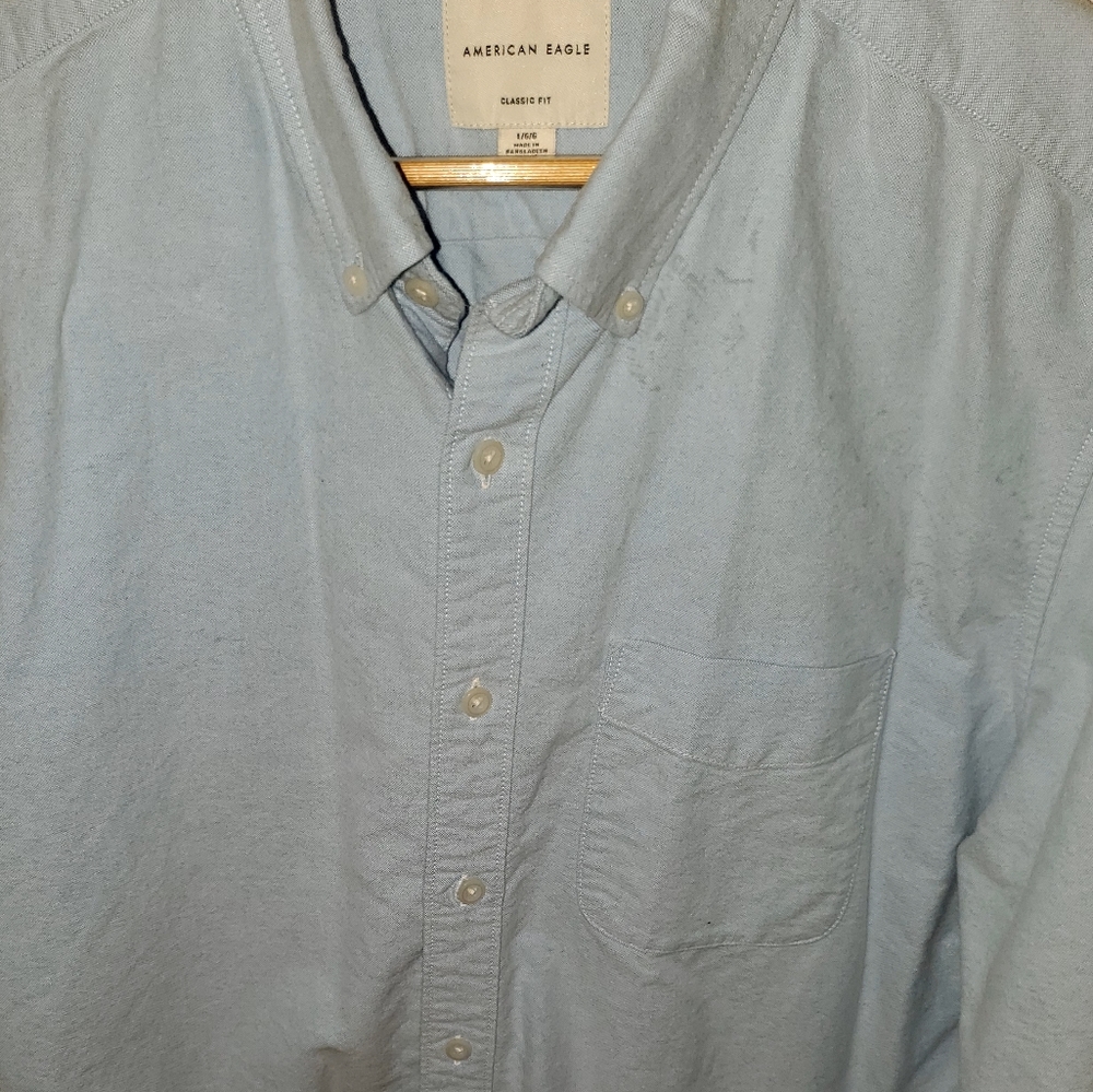 Like New L Men's American Eagle Classic Fit Longsleeved Button Down Shirt